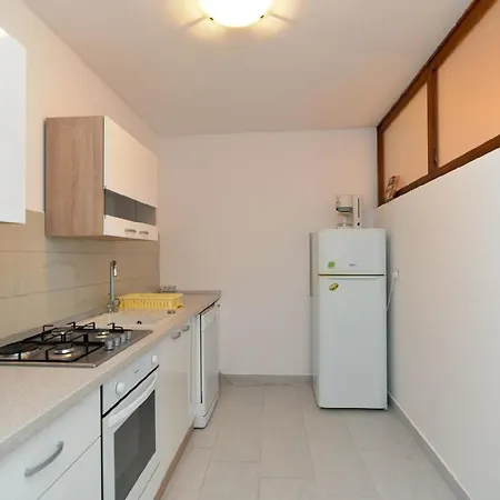 Fuer 8 Personen Ca 110 Qm In Fazana, Istrien Istrische Riviera *