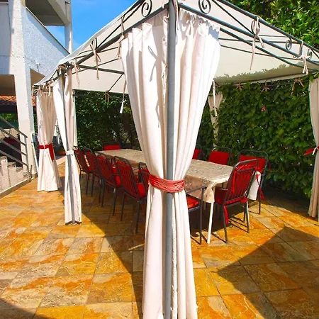 Appartamento Fuer 8 Personen Ca 110 Qm In Fazana, Istrien Istrische Riviera *